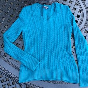 Cashmere Brooks Brothers v-neck sweater